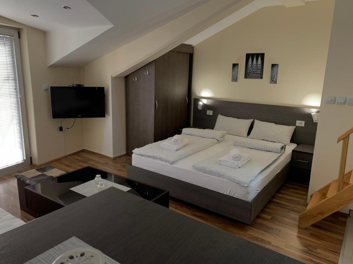 Apartmani Lavazza Vlasotince Exteriér fotografie