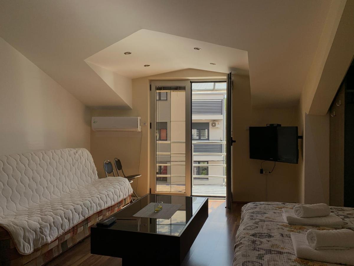 Apartmani Lavazza Vlasotince Exteriér fotografie