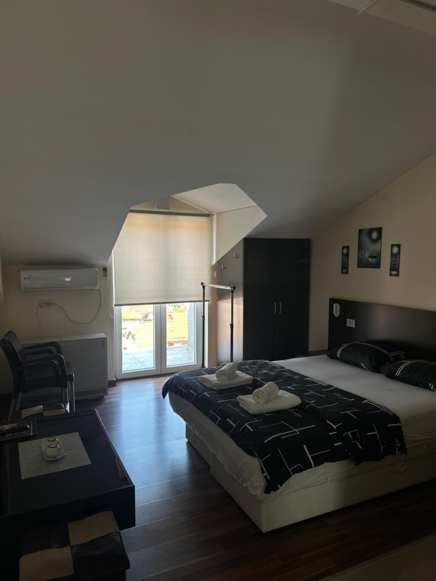 Apartmani Lavazza Vlasotince Exteriér fotografie